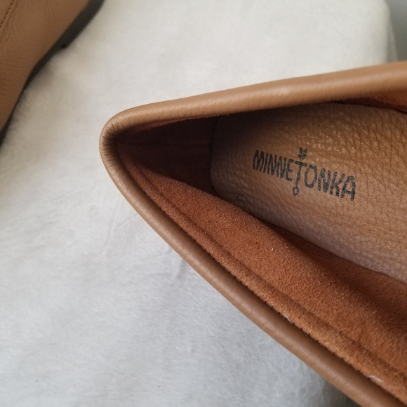 Minnetonka Deerskin kilty women's mocha moccasins size 10 - Picture 7 of 8